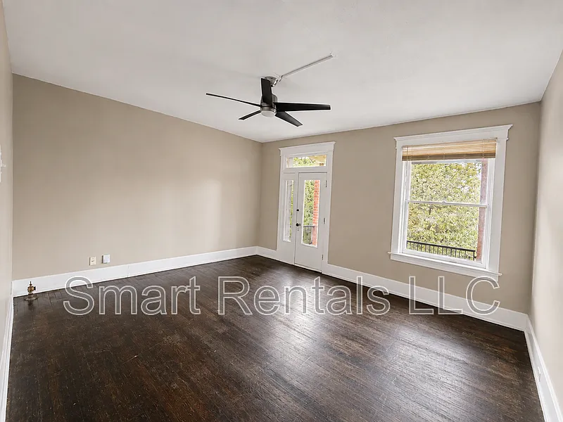 3640 Shaw Blvd #2W