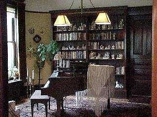 2nd image of 2233 Robinwood Ave