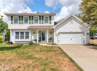 3404 Windmill Rd, Bloomington, IL 61704