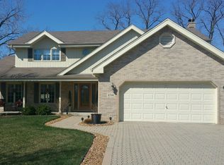 8714 Randolph Ct, Woodridge, IL