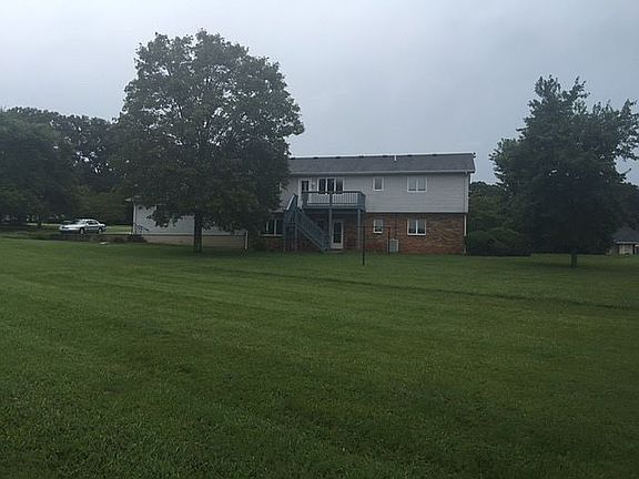 5th image of 621 Shadowbrook Dr