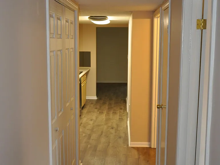 1503 Marina Rd — Photo 2