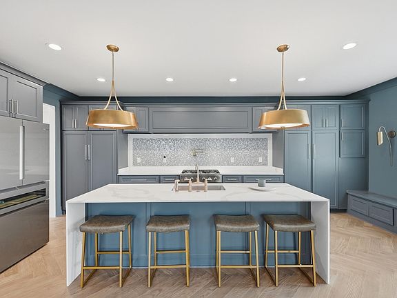 2nd image of 5987 Cashmere Ln