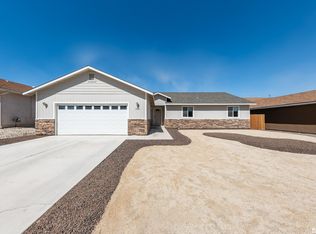 1918 Driver Ct, Fernley, NV 89408