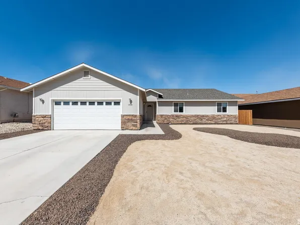 1918 Driver Ct, Fernley, NV 89408