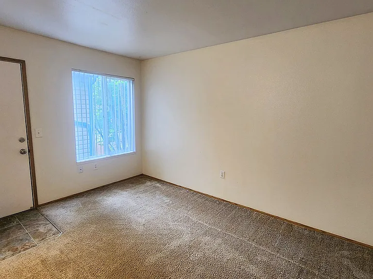 131 - 149 SE 151st Avenue Ascot Fir — Photo 6