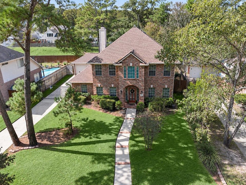 1st image of 24815 Giltspur Way
