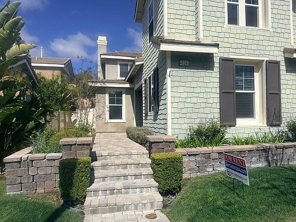 2nd image of 40365 Amesbury Ln