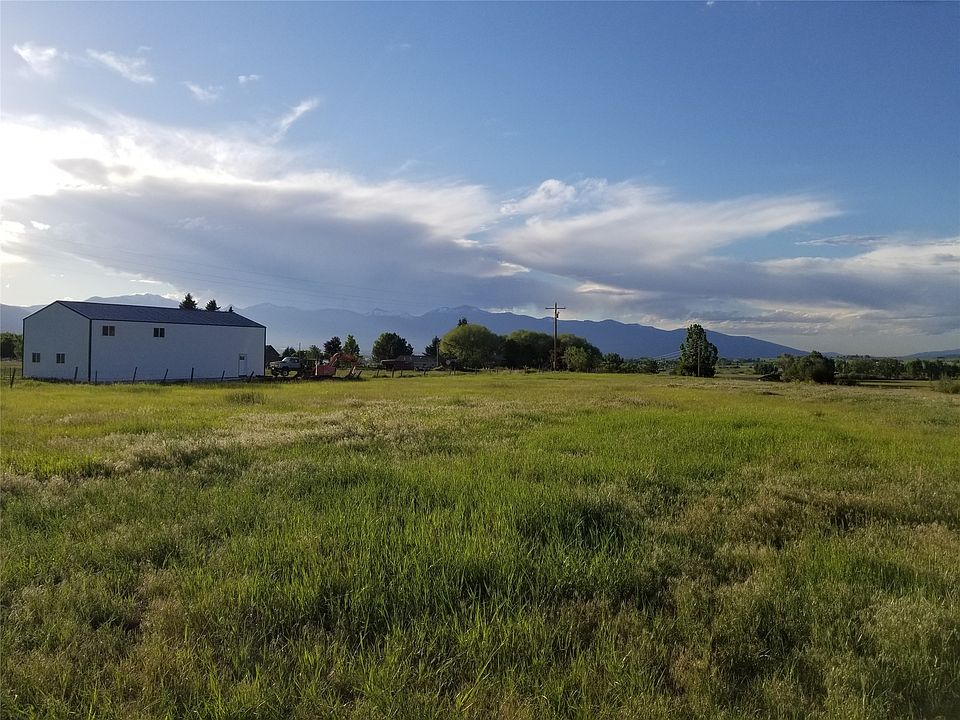 2nd image of 659 Stone Creek Loop