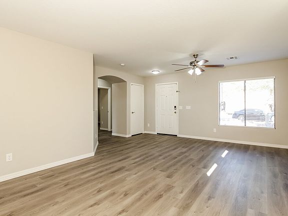3rd image of 12305 W Windrose Dr