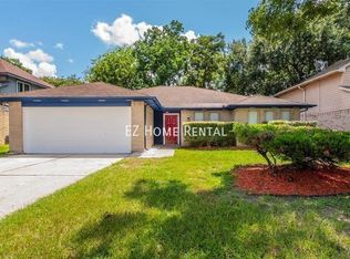 12106 Essenbruk Dr, Houston, TX 77066