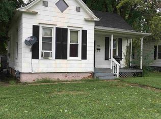 302 E Independence Ave, Jacksonville, IL 62650