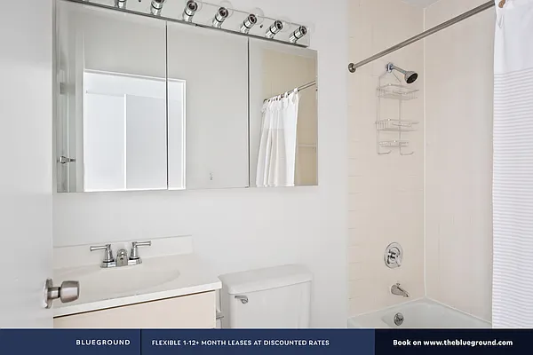 Rented by The Blueground | media 33