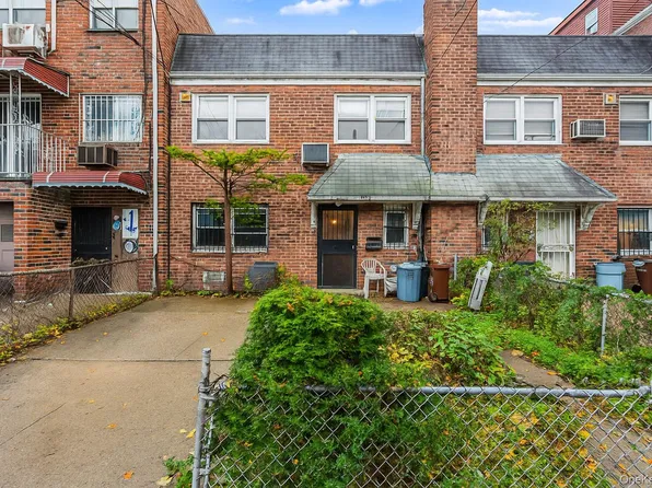 69-22 44th Avenue, Woodside, NY 11377