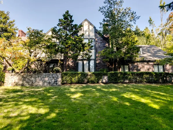 3777 Vine Maple St, Eugene, OR 97405