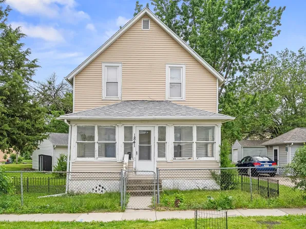 1841 Des Moines St, Des Moines, IA 50316