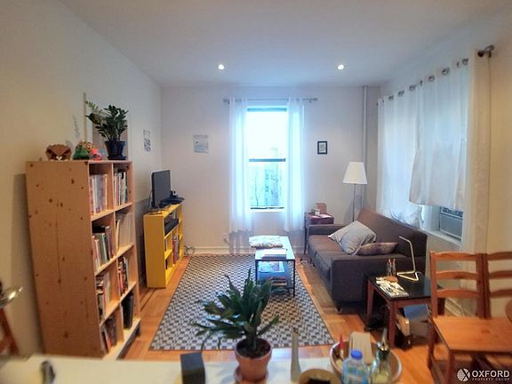 2nd image of 159 Eastern Pkwy APT 4M