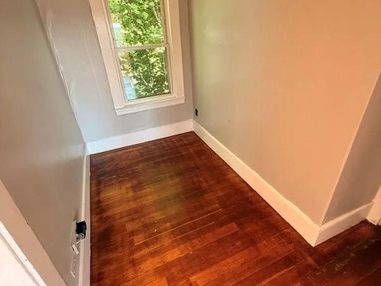66 Green St — Photo 30