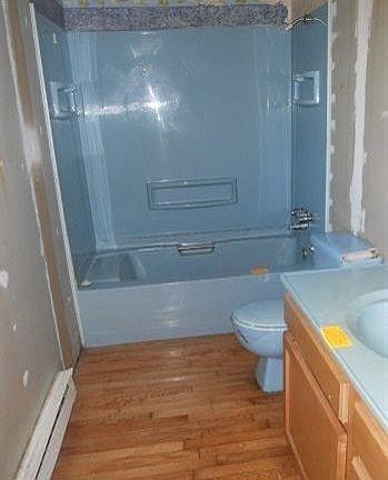 5th image of 9380 Railroad St