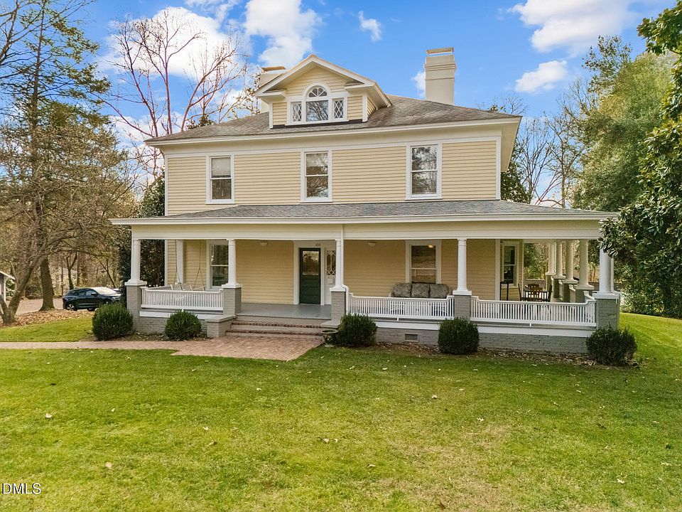 1st image of 400 Ransom St