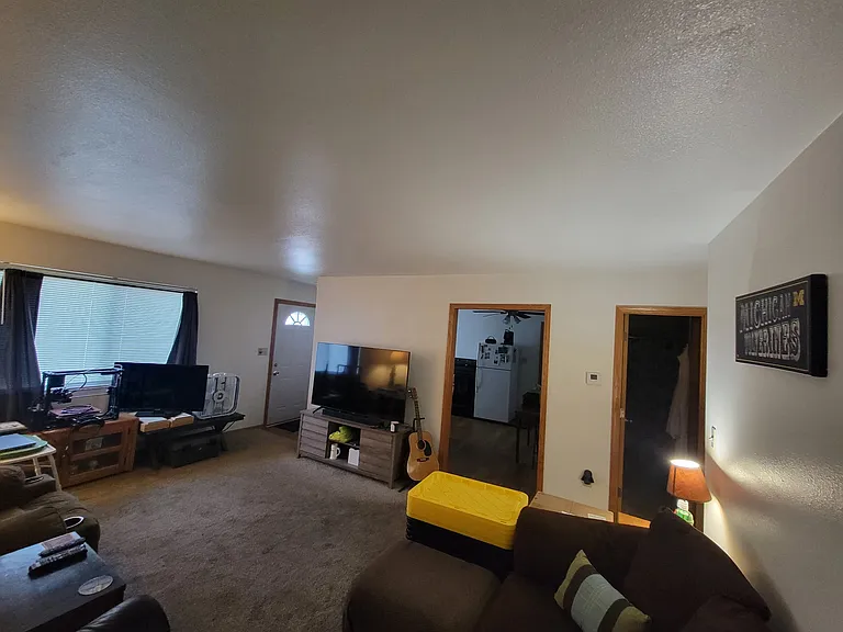 4300 10th St #4300 — Photo 9