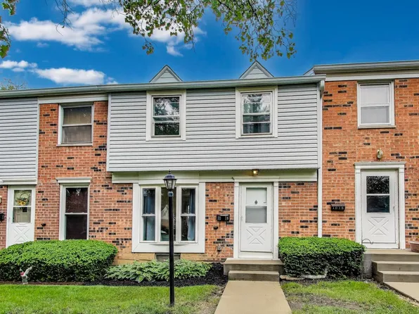 1016 Ashton Ct, Streamwood, IL 60107