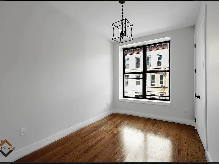 554 Dekalb Ave #3A — Photo 5