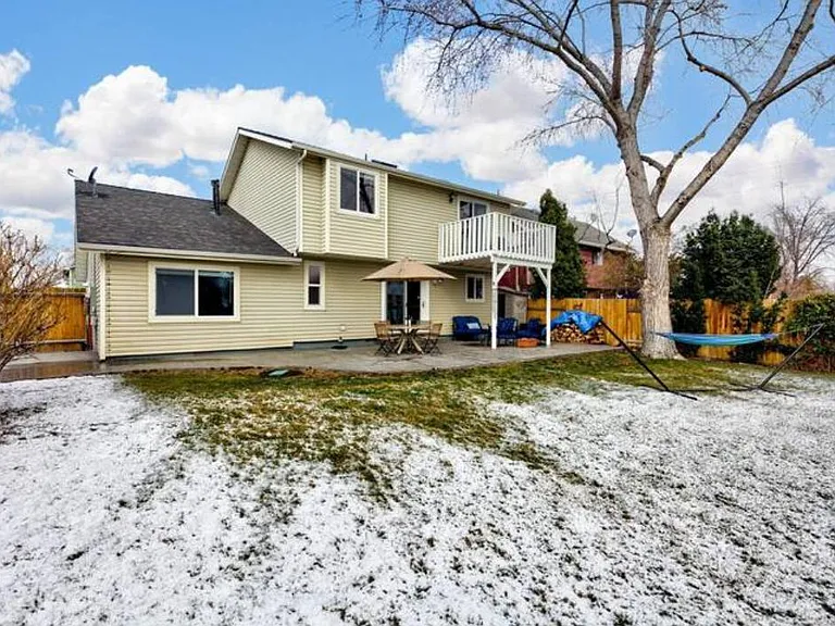 3146 N Maywood Ave — Photo 21