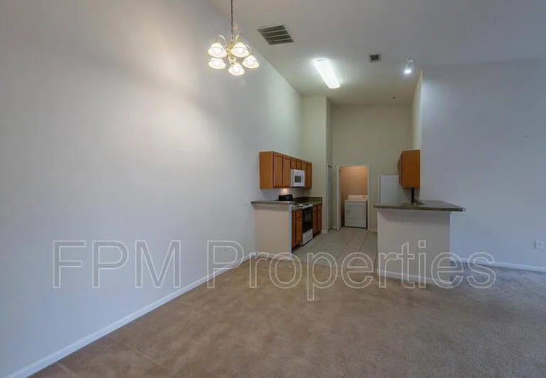 9505 Armelle Way #14 — Photo 5