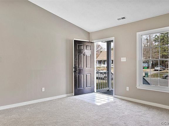 4th image of 2705 Tavern Way