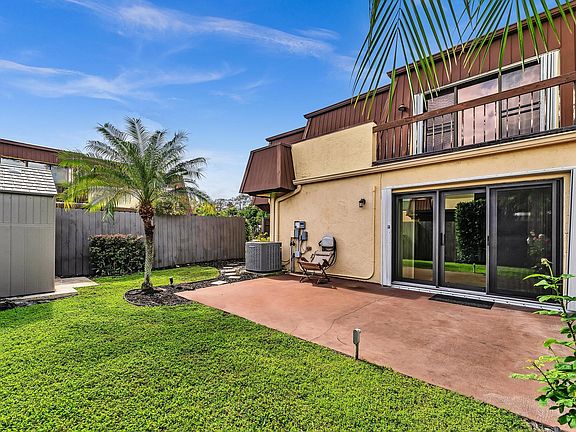 3rd image of 3542 Gardens East Drive #B