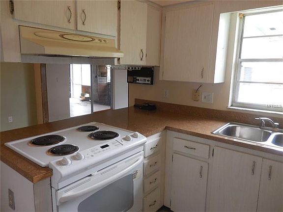 4th image of 7708 Boreas Dr