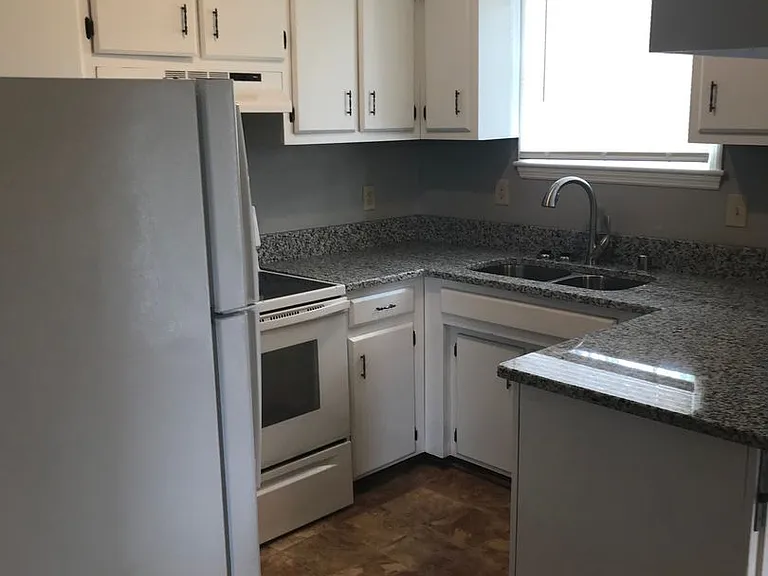 3417 Tishoff Ct — Photo 5