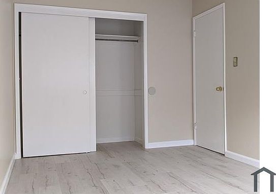 5th image of 3784 Underwood Dr APT 3