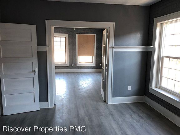 4th image of 471 N State Ave #10