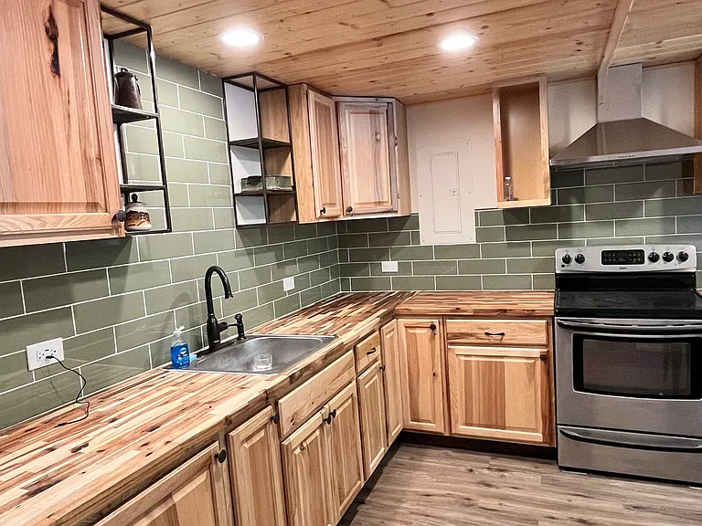 Cottage Wood Ln — Photo 6