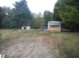 9245 N East County Line Rd, Vestaburg, MI 48891