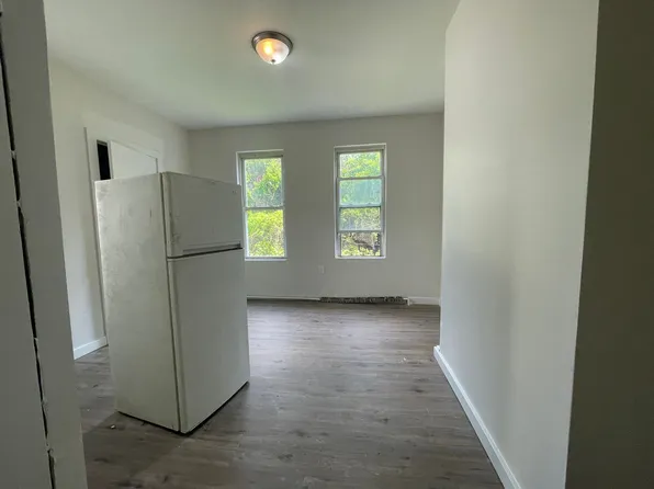 56 Atlantic Street image 2 of 7