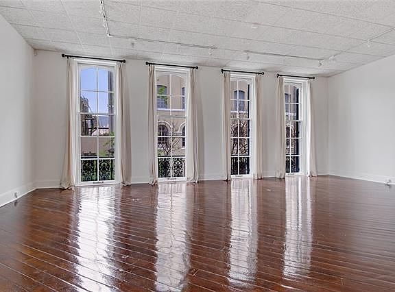 5th image of 518 Julia St