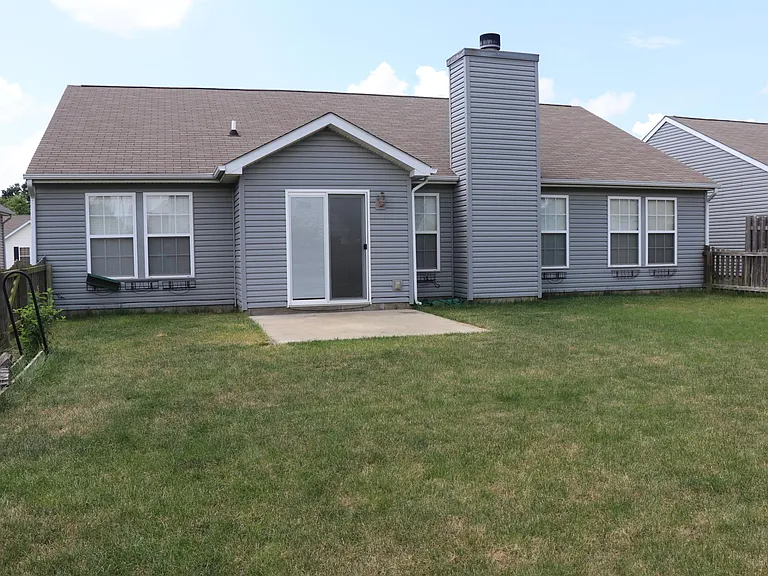 209 Equestrian Dr — Photo 10