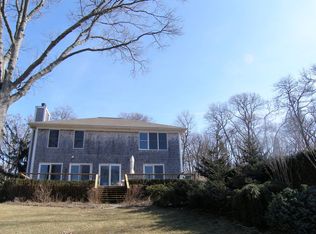42 Cedar Crest Rd, Southampton, NY 11968