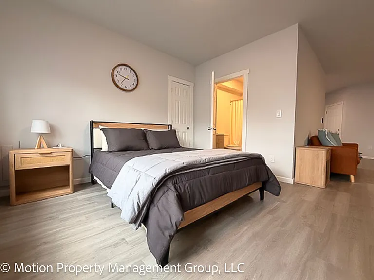 6918 Northside Dr — Photo 4