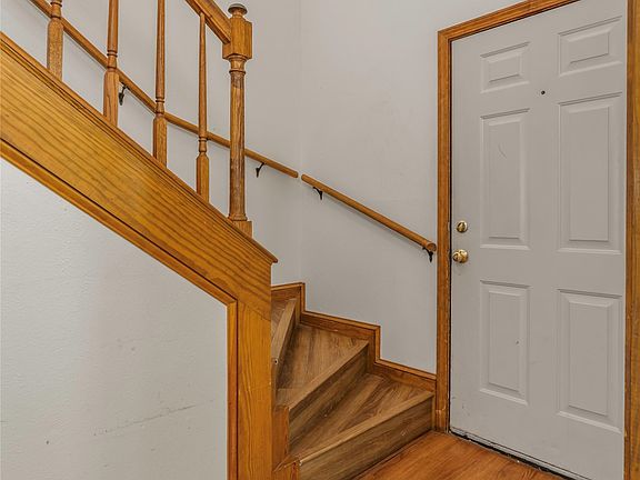 4th image of 314 Oak Ridge Ln