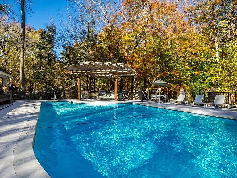 Resort-Style Pool