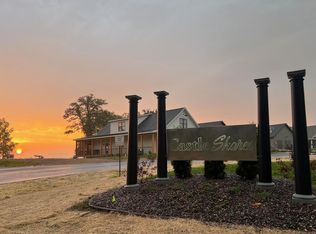 6 Castle Shrs, Spicer, MN 56288