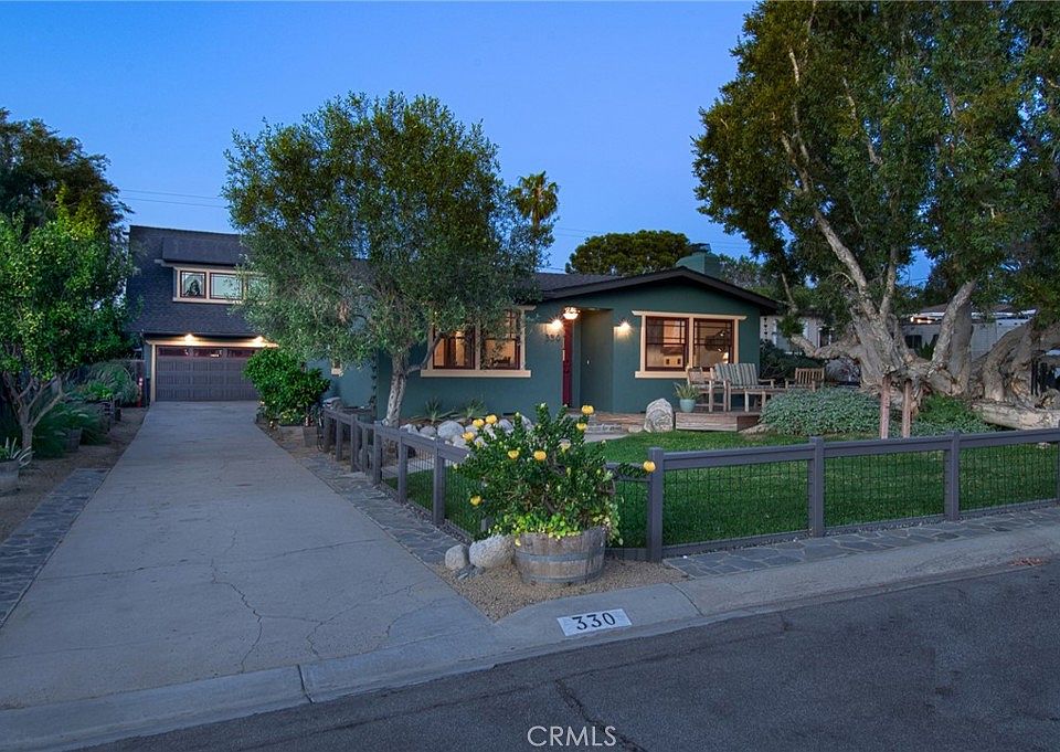 1st image of 330 Colleen Pl