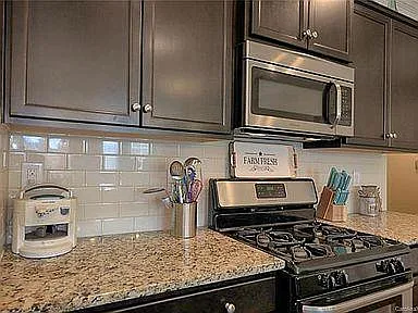 3715 Summer Haven Dr — Photo 8