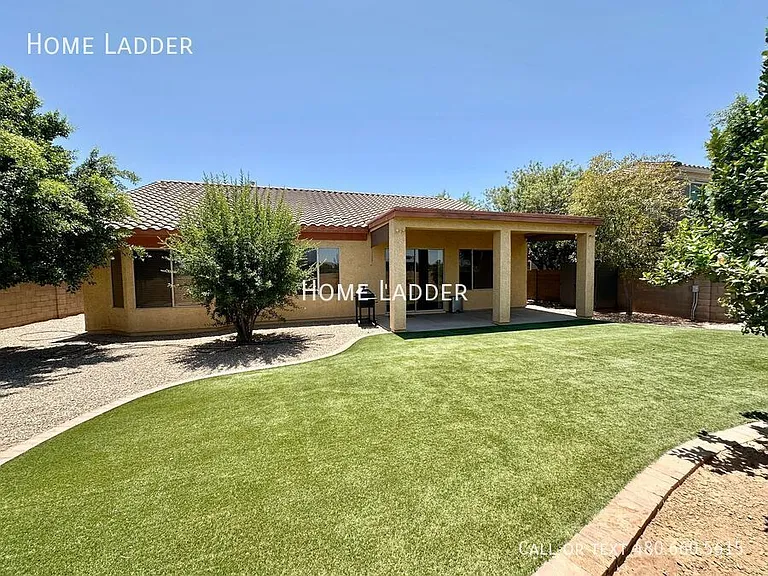 244 W Merrill Ave — Photo 21