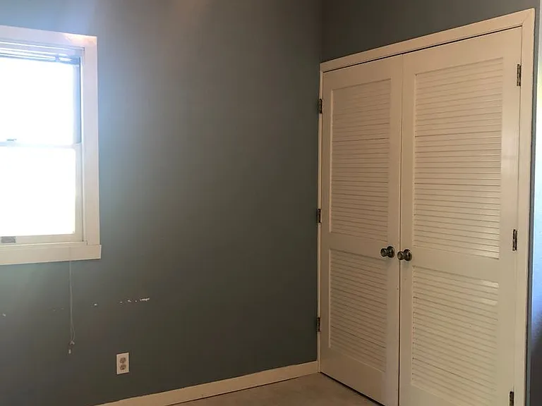 608 46th St — Photo 9