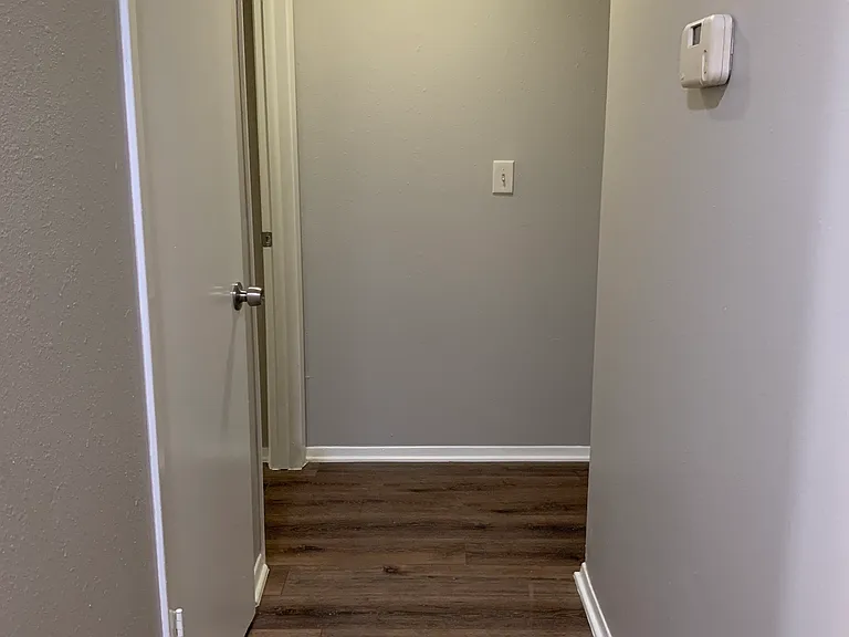 6647 S Rockford Ave — Photo 5